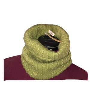 Rikka neck warmer scarf